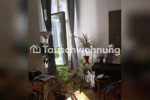 Tauschwohnung: Schöne 2 Zimmer Altbauwohnung im Prenzlauer Berg mit Balkon
