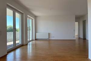 Helle 4-Zimmer-Wohnung mit Süd-/Westbalkon und Einbauküche