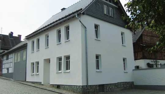 Bild von Bauernhaus - Hofreite mit großer ausbaufähiger Scheune und Nebengebäuden