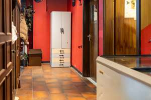 Ein rentable 10+1-Familienhaus in zentraler Lage, Rendite 3,7% (JME/KP) mit viel Steigerungspotentia – Die vollständige Adresse der Immobilie erhältst du vom Anbieter., 81549 Neuharlaching, München – Vorschaubild 27