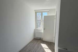 Aus Alt wird Neu: Modernes Wohnen im historischen Verwaltungsgebäude! 2,5 Zimmerwohnung Wohnung 6 – Krefelder Straße 83, 47226 Hochemmerich, Duisburg – Vorschaubild 3