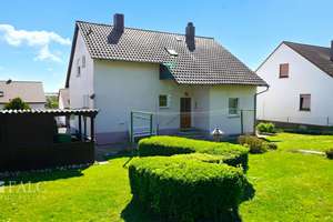 Idylle & Raum vereint: Ein- bis Zweifamilienhaus in perfekter Lage in Gemmingen – FALC Immobilien – Die vollständige Adresse der Immobilie erhältst du vom Anbieter., 75050 Gemmingen – Vorschaubild 2