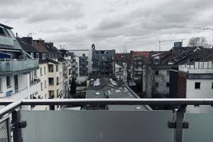 Stilvolles Penthouse in Derendorf: Große Dachterrasse & Einbauküche – 40476 Derendorf, Düsseldorf – Vorschaubild 30
