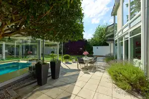 Modernes Architektenhaus mit Schwimmhalle in ruhiger Lage von Jesteburg – Harburg (Kreis) – Vorschaubild 5