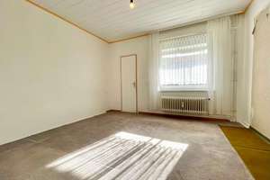 Helle 3-Zimmer-Wohnung im 1. Obergeschoss mit Balkon und Garage – Die vollständige Adresse der Immobilie erhältst du vom Anbieter., 38226 Lebenstedt, Salzgitter – Vorschaubild 2