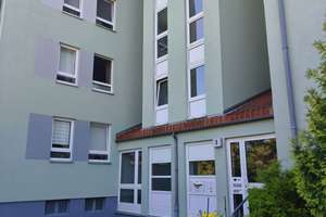 helle 3-Raum Wohnung mit Balkon