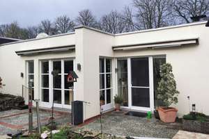 Gemütlicher Bungalow mit Terrasse, Teich und großem Gartenhaus in Höxter – Die vollständige Adresse der Immobilie erhältst du vom Anbieter., 37671 Höxter – Vorschaubild 4