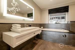 MANNELLA *Exklusive Wohnung 180° Altstadt-/ Domblick- 12. Etage im ikonischen Kranhaus Nord* – Die vollständige Adresse der Immobilie erhältst du vom Anbieter., 50678 Altstadt/Süd, Köln – Vorschaubild 49