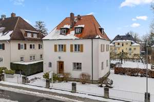 1205m² am Grünen Hügel! Stilvolle Stadtvilla mit traumhaftem Grundstück und guter Substanz – Die vollständige Adresse der Immobilie erhältst du vom Anbieter., 95445 Gartenstadt/Wendelhöfen, Bayreuth – Vorschaubild 25