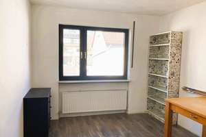 Solides Einfamilienhaus • Südterrasse • Innenhof • 2 Garagen • Alter Ortskern • Lörzweiler – Die vollständige Adresse der Immobilie erhältst du vom Anbieter., 55296 Lörzweiler – Vorschaubild 14
