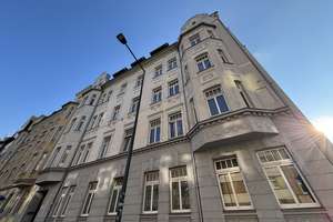 *Kapitalanlage in Bestlage – Gepflegtes Mehrfamilienhaus mit Balkonen nahe der TU Chemnitz*