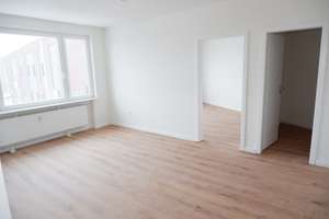 Modernisierte Stadtwohnung mit Balkon – Schillerstraße 32, 21502 Geesthacht – Vorschaubild 4