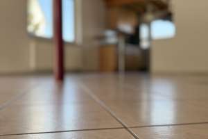Helle und großzügige Wohnung zu vermieten! EBK, Garage, Arbeitszimmer, Terrasse, Garten... – Berggasse 31, 72762 Reutlingen-Mitte, Reutlingen – Vorschaubild 6