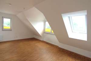 4 Zi.- Whg. 106m² - Einbauküche - Terrasse - 2 TG Stellplätze auf Wunsch – Röttgensweg  13a, 51107 Rath/Heumar, Köln – Vorschaubild 21