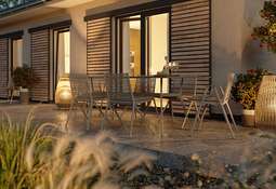 Bungalow-78-Garten-Fokus-Abend