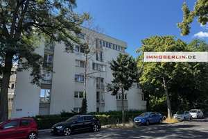 IMMOBERLIN.DE - Wasserblick! Adrette Dachgeschosswohnung mit Westterrasse in gefragter Lage