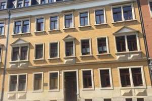 Exklusive Dachgeschosswohnung in Mickten - ab April anzumieten