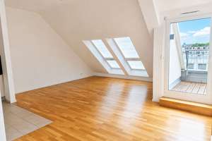 Helle 3-Zimmer-Dachgeschosswohnung mit Balkon in Mainz Wallaustr. – Wallaustr. 100, 55118 Neustadt, Mainz – Vorschaubild 8