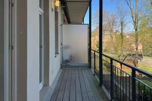 Bezugsfrei nahe Karl-Heine-Kanal: exklusive Altbauwohnung mit Sauna, Balkon und Echtholzparkett – Die vollständige Adresse der Immobilie erhältst du vom Anbieter., 4229 Plagwitz, Leipzig – Vorschaubild 11