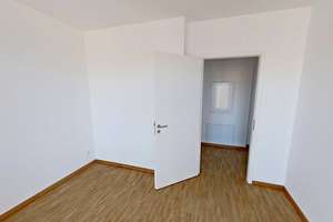 Modernes Wohnen in Kronsrode: 2-Zimmer-Wohnung mit EINBAUKÜCHE, LOGGIA und BALKON – Christine-Hardt-Straße 11, 30539 Bemerode, Hannover – Vorschaubild 9