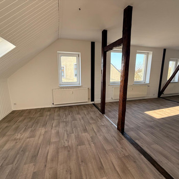 Großzügige Wohnung für Familien- mit Einbauküche!