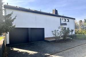 Ihr Zuhause - großzügig, lichtdurchflutet und mit viel Potenzial für modernes Familienleben! – Die vollständige Adresse der Immobilie erhältst du vom Anbieter., 61381 Friedrichsdorf – Vorschaubild 19