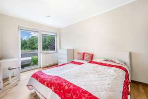 Moderne Maisonettewohnung mit Reihenhaus-Charakter in Oberneuland – Die vollständige Adresse der Immobilie erhältst du vom Anbieter., 28355 Oberneuland, Bremen – Vorschaubild 7