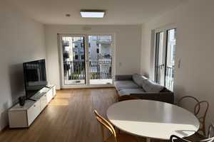 Sonnige, exklusive 3-Zimmer-Wohnung in München-Aubing – neuwertig, Südausrichtung, mit Einbauküche – Maria-Arndts-Straße 5, 81249 München – Vorschaubild 2