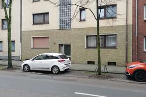 Hübsche Erdgeschoss Wohnung teilmöblier