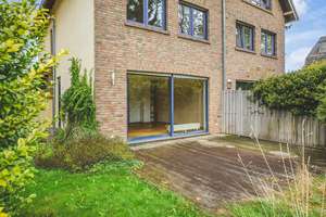 Geräumige Doppelhaushälfte in beliebter Wohnlage mit Garage – Die vollständige Adresse der Immobilie erhältst du vom Anbieter., 52076 Walheim, Aachen – Vorschaubild 3