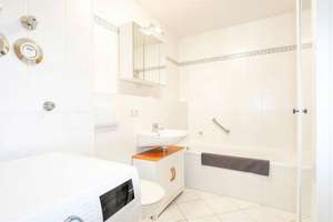 +++ Bezugsfrei an der Weißen Elster! Modernisierte 2-Zimmer-Wohung mit TG-Stellplatz und Balkon! +++ – Die vollständige Adresse der Immobilie erhältst du vom Anbieter., 4229 Schleußig, Leipzig – Vorschaubild 13