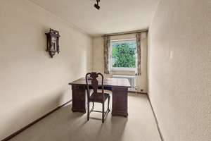 Gemütliches Reihenmittelhaus mit wunderschönem Garten in ruhiger Lage von Frankfurt-Niederursel – 60439 Niederursel, Frankfurt am Main – Vorschaubild 12