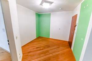 Seltenes Raumgefühl in Laim – Charmante Maisonette mit viel Potenzial in grüner Lage – Die vollständige Adresse der Immobilie erhältst du vom Anbieter., 80687 Friedenheim, München – Vorschaubild 9