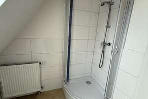 Charmantes Reihenmittelhaus mit drei separaten Wohneinheiten (EG, OG, DG) – Ideal für Kapitalanleger – Wacholderweg 1 1/2, 86169 Hammerschmiede, Augsburg – Vorschaubild 14