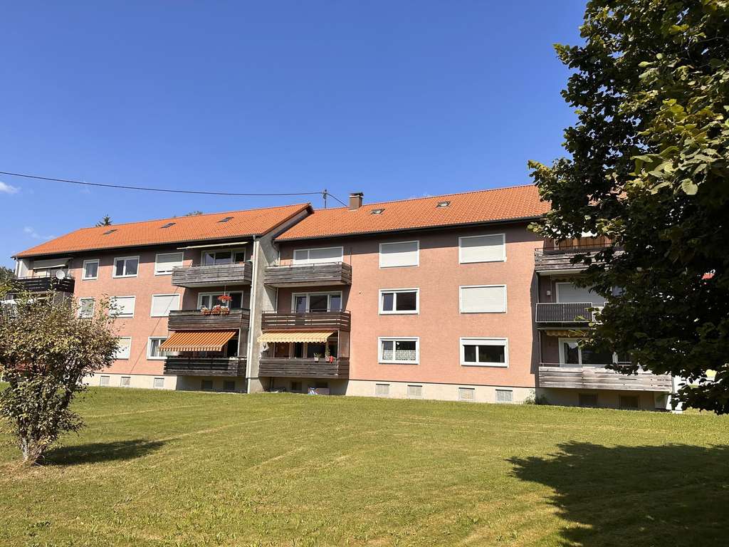 Immobilie in Leutkirch im Allgäu - Vermietete, schöne 3-Zimmer-Wohnung in Leutkirch im Allgäu! - Bild 2