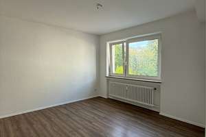 Gepflegte 3-Zimmer-Wohnung mit Balkon in zentraler Lage – Die vollständige Adresse der Immobilie erhältst du vom Anbieter., 42853 Mitte, Remscheid – Vorschaubild 5
