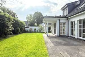 Weiße Siedlung - Großzügige und renovierte Familien-Villa mit Garten und zwei Garagen – Die vollständige Adresse der Immobilie erhältst du vom Anbieter., 40474 Golzheim, Düsseldorf – Vorschaubild 7