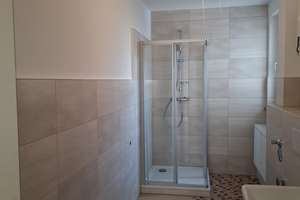 Attraktive 2-Zi. Whg. neben der Uni u. Citynah / mit EBK, geräumiges Bad mit Du. – Bertheaustr. 5, 37075 Nordstadt, Göttingen – Vorschaubild 4