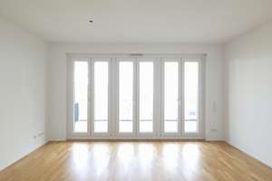 Komfort trifft Stil – sonnenverwöhnte 2,5-Zi.-Wohnung mit Einbauküche