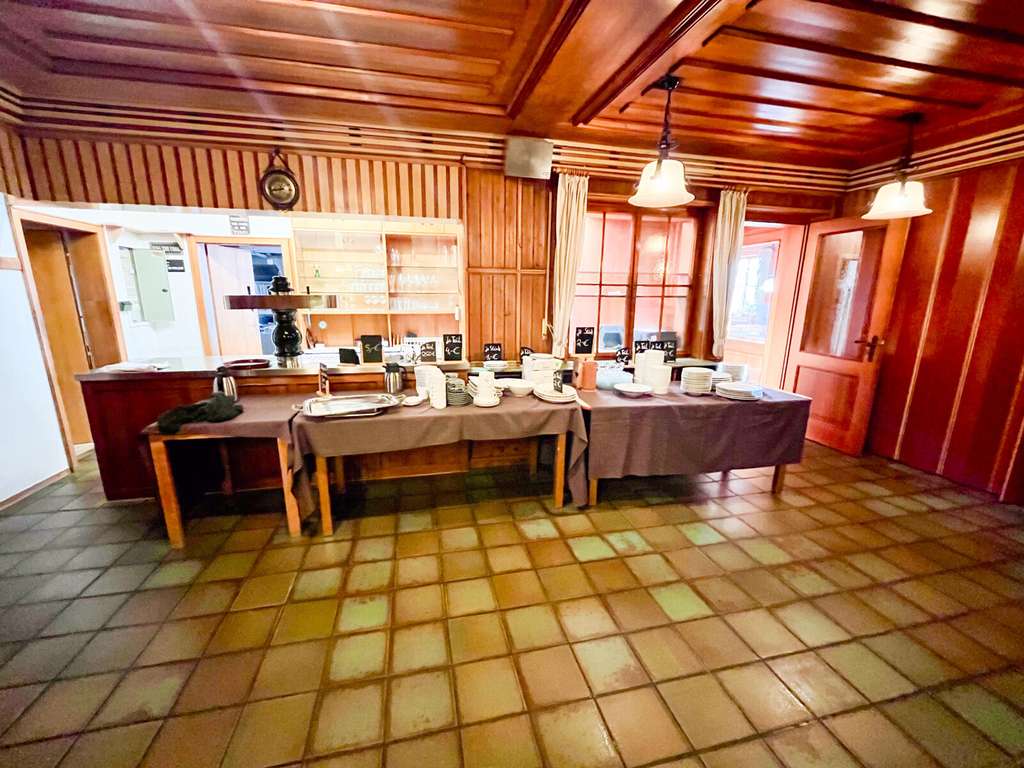 Immobilie in Zweiflingen - Gastronomieanwesen mit großzügigem Wohnbereich und Ausbaupotenzial - Bild 4