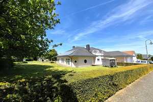 Hochwertige Landhaus-Villa mit Pool und Koi-Teich in sonniger, ruhiger Lage! – Birkenfeld (Kreis) – Vorschaubild 9