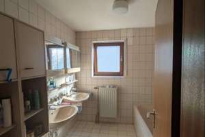 Ansprechendes und gepflegtes 5,5-Zimmer-Reihenhaus in Schorndorf – Die vollständige Adresse der Immobilie erhältst du vom Anbieter., 73614 Schorndorf – Vorschaubild 5