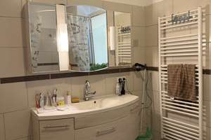 Lichtdurchflutete Maisonette – Ihr elegantes Zuhause im Herzen Duisburgs. – Die vollständige Adresse der Immobilie erhältst du vom Anbieter., 47137 Obermeiderich, Duisburg – Vorschaubild 9