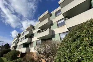 Hannover - Wietzegraben: Herrliche, renovierte Wohnung mit Balkon & Parkplatz! – Sahlkamp, Hannover, 30179 Hannover – Vorschaubild 10
