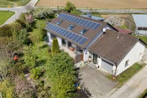 Idyllisch gelegene 3-Zi-DG-WHG mit großem Balkon und Garten in Rennertshofen – Die vollständige Adresse der Immobilie erhältst du vom Anbieter., 86643 Rennertshofen – Vorschaubild 4