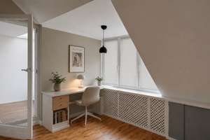 Denkmal trifft Dachgeschoss: Vermietete 3-Zimmer-Wohnung mit Loggia – Die vollständige Adresse der Immobilie erhältst du vom Anbieter., 22763 Ottensen, Hamburg – Vorschaubild 2