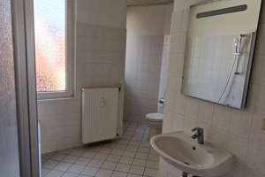 Frisch sanierte 3-Raum-DG-Wohnung Nähe Uniklinik - Einbauküche, Glasfaser, Südlage, Domblick – Staßfurter Straße 1, 39112 Leipziger Straße, Magdeburg – Vorschaubild 15