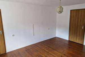 Charmantes ehemaliges Bauernhaus mit viel Platz und großem Potential zu vermieten! – Peilstein 6, 92259 Neukirchen bei Sulzbach-Rosenberg – Vorschaubild 27
