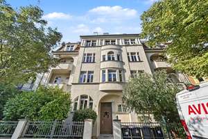 Vermietete 2-Zimmer-Wohnung im historischem Mehrfamilienhaus in gefragter Hallenser Stadtlage
