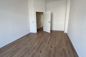 Frisch renovierte helle Dreiraumwohnung mit EBK und Keller – Arndtstraße 2, 39108 Stadtfeld Ost, Magdeburg – Vorschaubild 8
